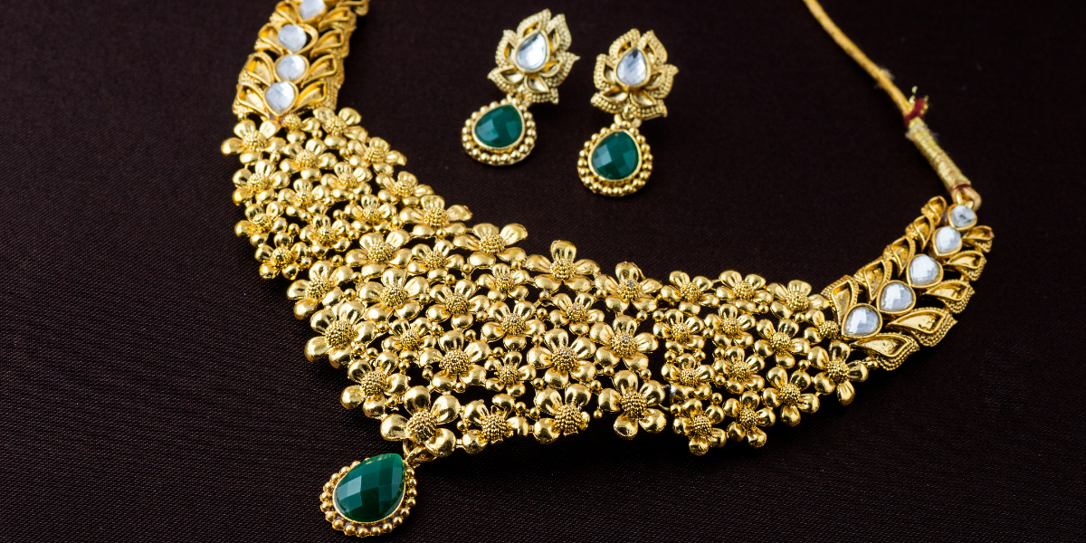 916 hallmark gold bridal jewellery collection at Thirupathi Jewellers Usilampatti